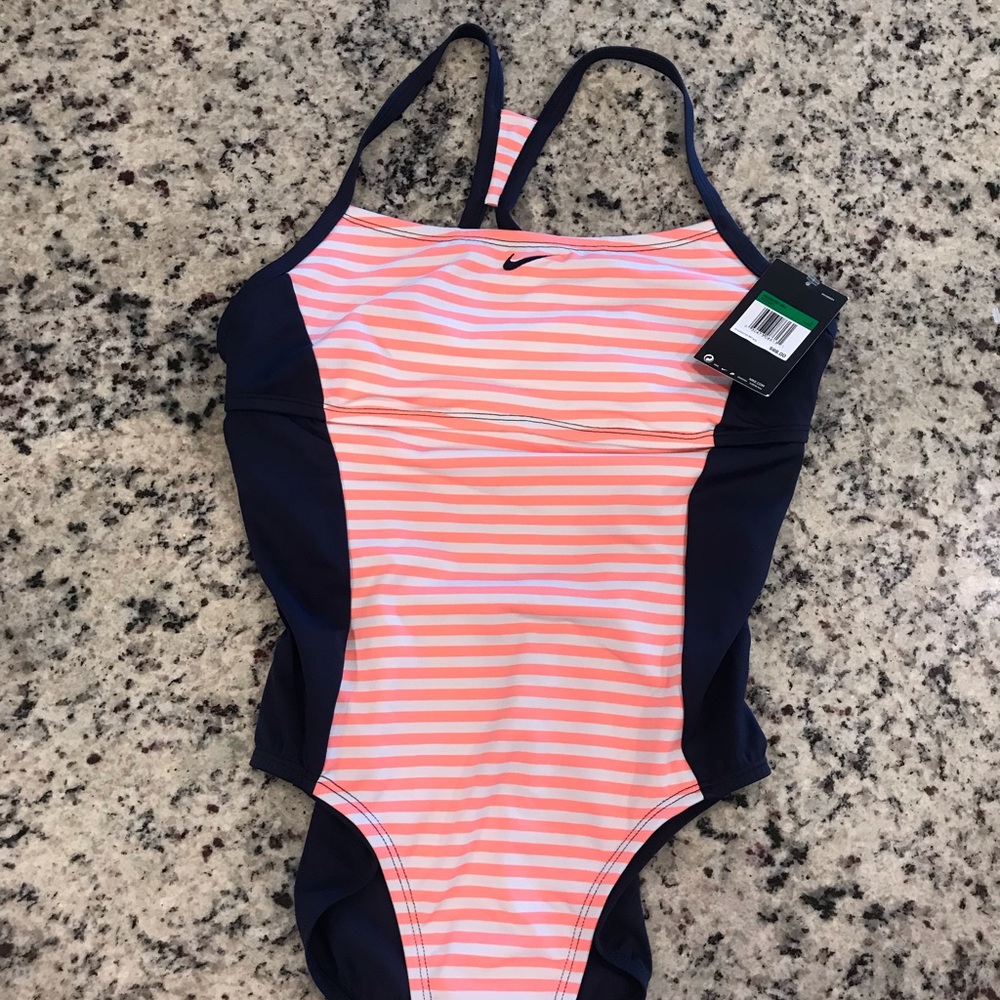 NEW w/ Tags Nike one piece swimwear